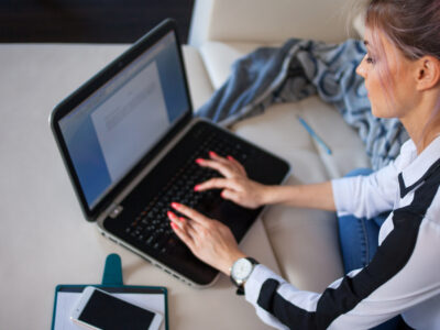 Featured Image For Expert Tips & Tricks To Improve Remote Employee Engagement Team Building Post
